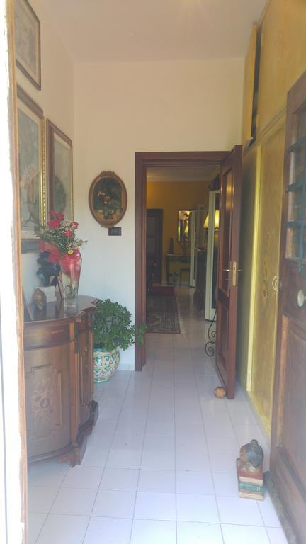 La Corte Delle Rose B&B Praia a Mare Luaran gambar
